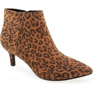aerosoles edith kitten heel animal print boots new sz 10